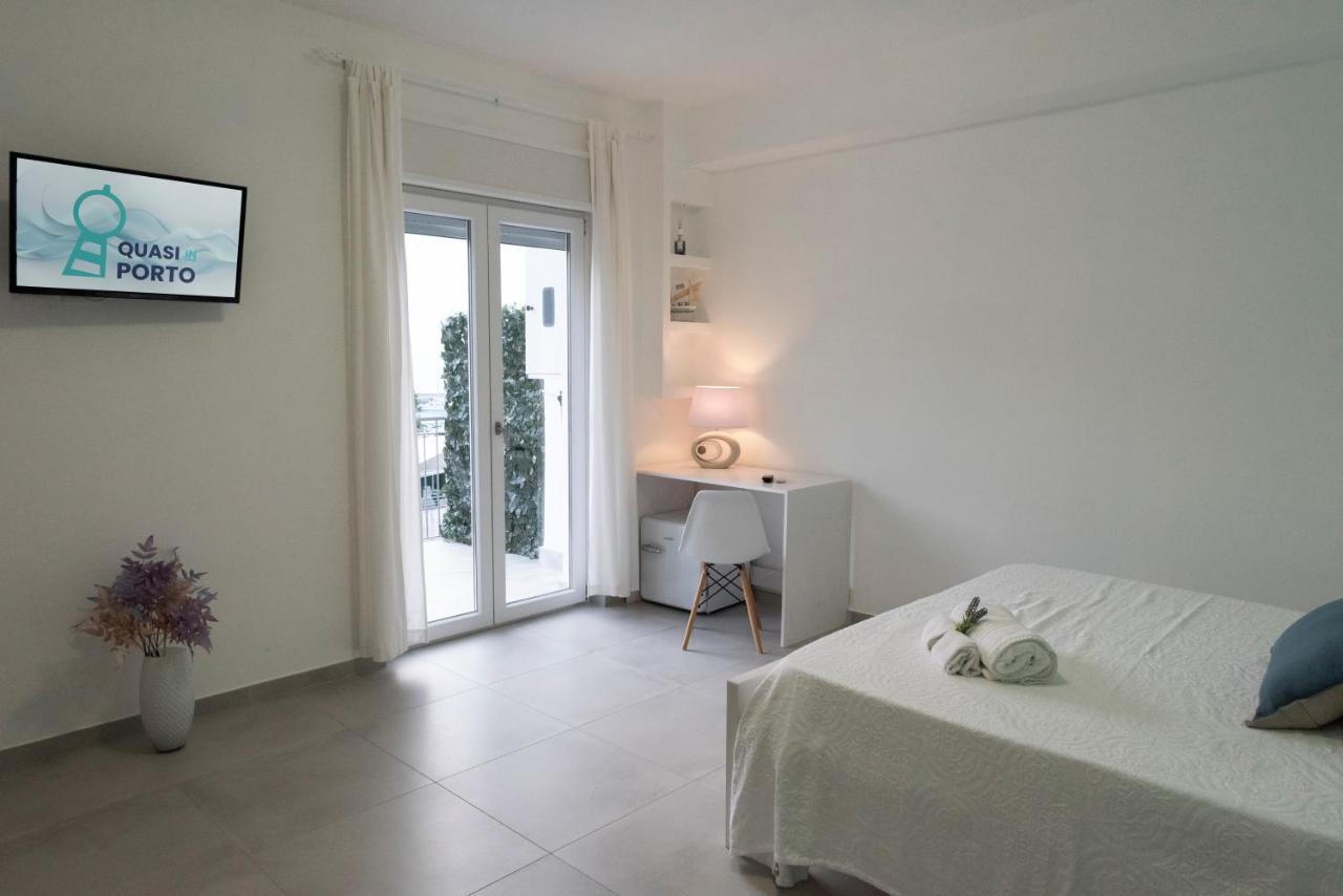 Bed and Breakfast Quasi In Porto Agropoli Exterior foto